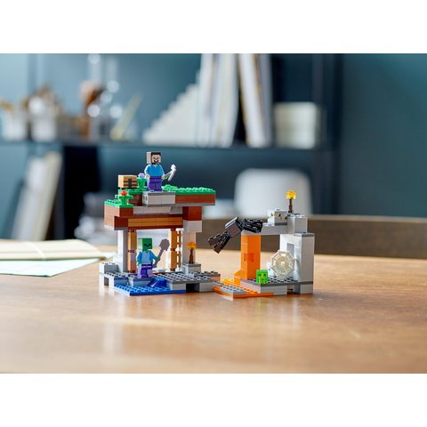 Конструктор LEGO Minecraft «Заброшенная» шахта (21166) Превью 10